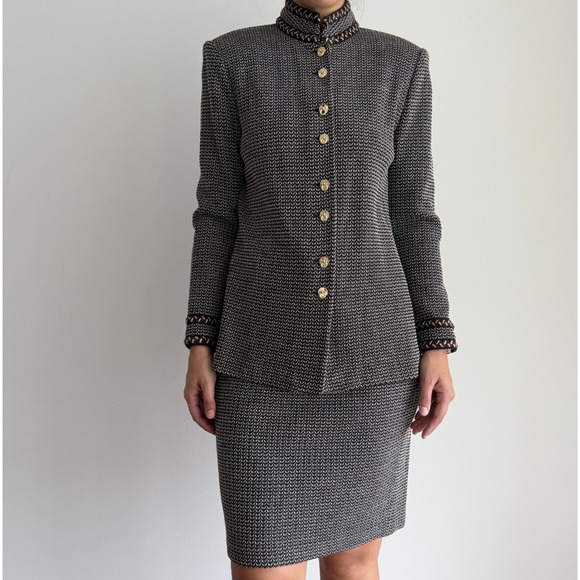 St John Skirt Jacket Suit 4 and 6 Brown Textured Knit Career Elegant Military - Picture 4 of 15